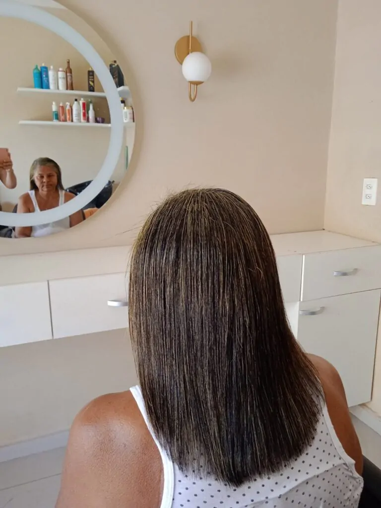 Resultado progressiva vegetal cabelo liso brilhante